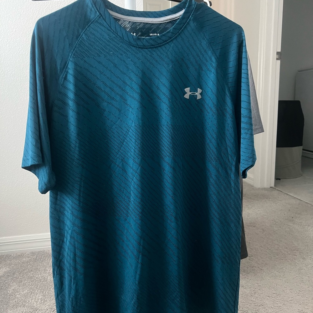LG Blue Short Sleeve Tee Athletic Shirt